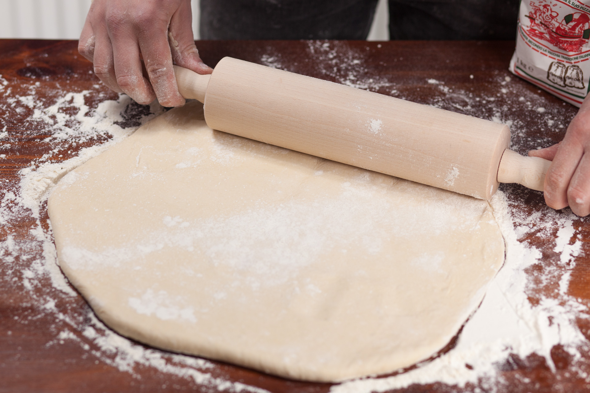 Pizza Ento – Leckere Klassik-Pizza mit 4 Sorten Insekten ...